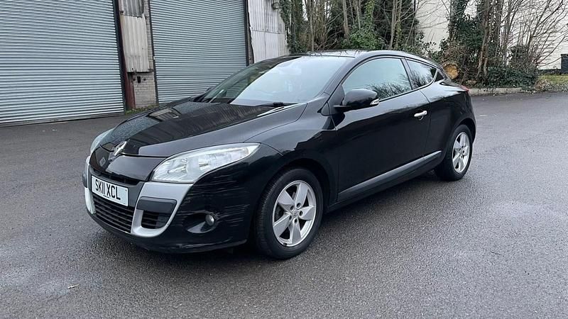 Black Used 2011 Renault Mégane Coupé Dynamique Coupe | £1,690 (Good price) - Image 1/4