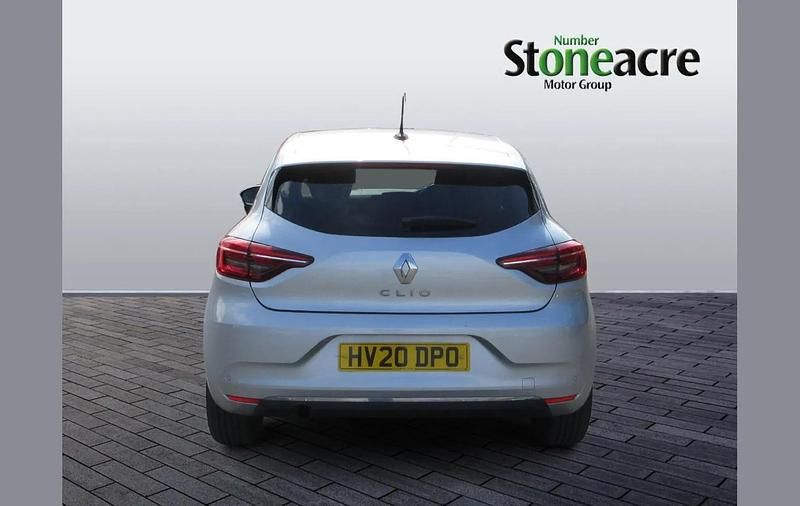 Used Renault Clio V Iconic 99 HP (72 kW) 2020 Silver Hatchback
