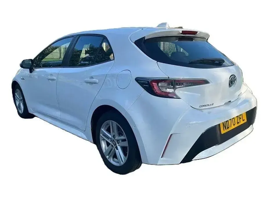 Usado Toyota Corolla 122 HP (89 kW) 2021 Branco Citadino