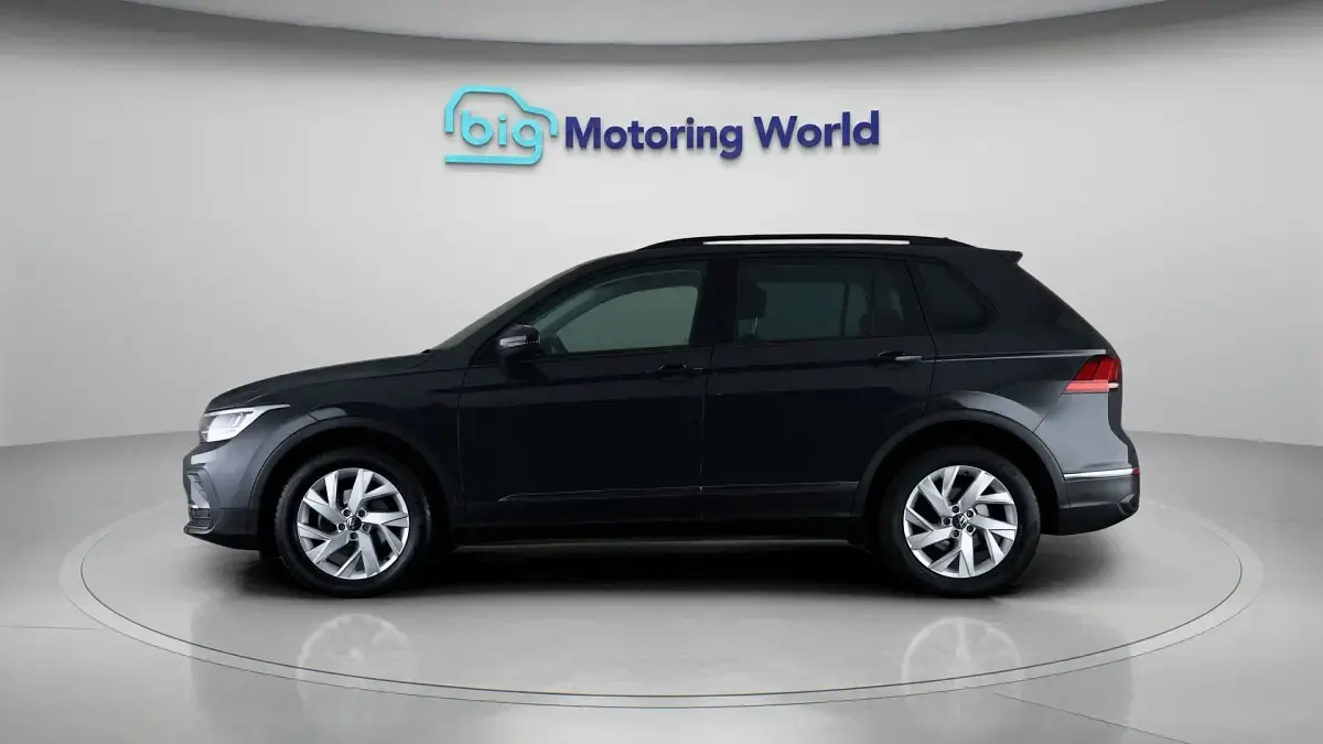 Used VW Tiguan S 150 HP (110 kW) 2022 Grey SUV
