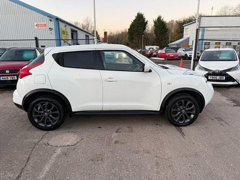 Used Nissan Juke S 117 HP (86 kW) 2013 White SUV
