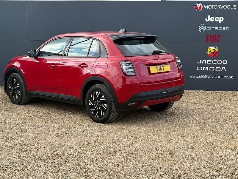 Used Fiat 600 Red 114 kW (156 HP) 2024 Red Hatchback