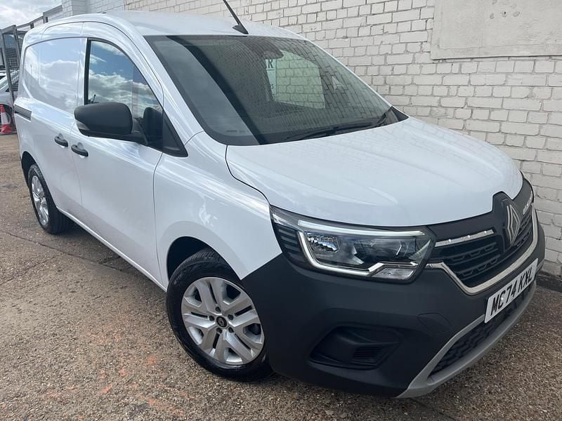 White Used 2024 Renault Kangoo MPV | £15,799 (A bit pricey) - Image 1/1