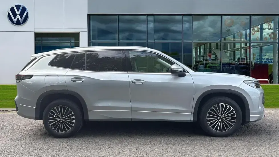 New VW Tayron Match 204 HP (150 kW) 2026 Oyster silver metallic SUV