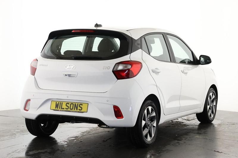 New Hyundai i10 Advanced 2025 White Hatchback