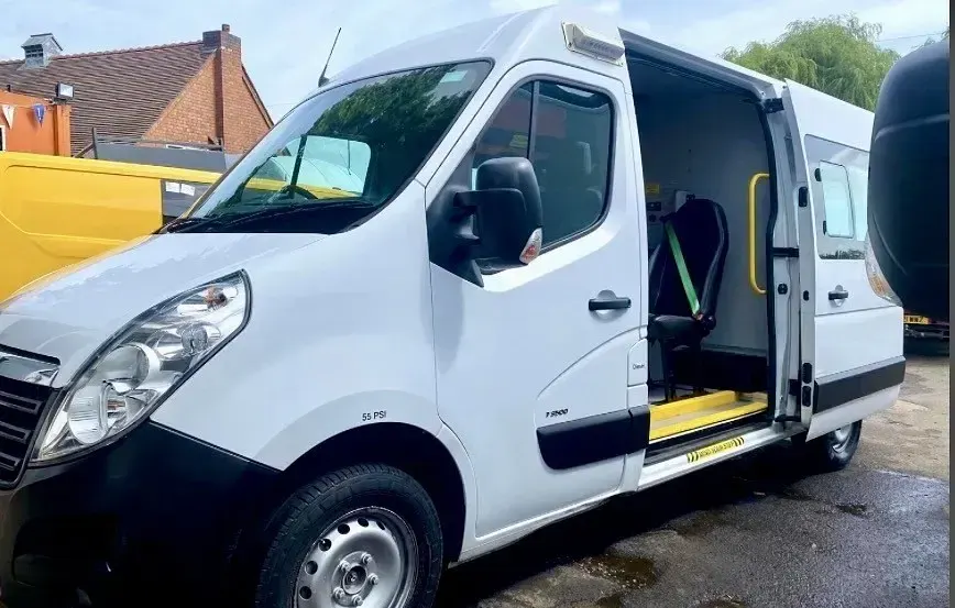 Used Vauxhall Movano 130 HP (95 kW) 2019 White MPV