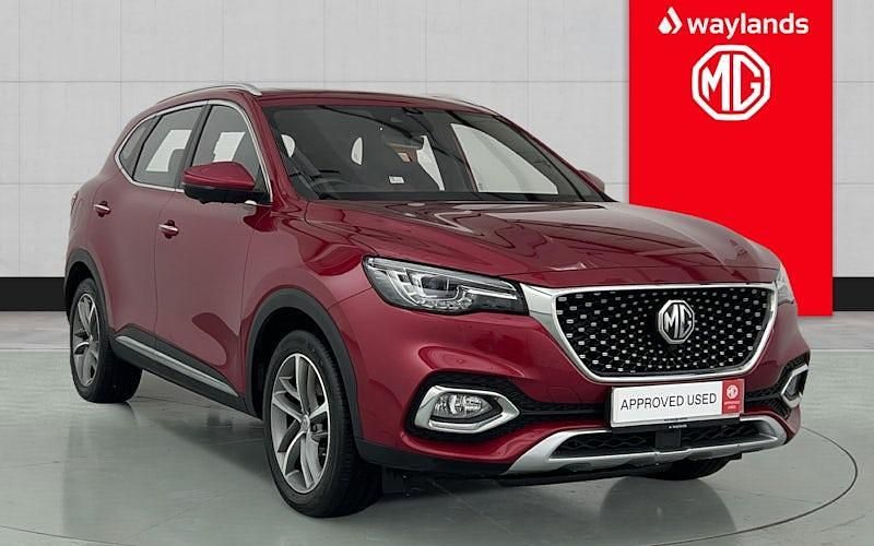 Red Used 2021 MG HS Exclusive SUV | £13,990 (Good price) - Image 1/4