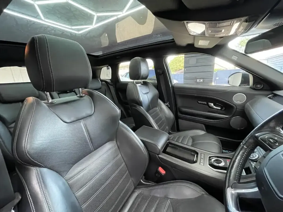 Used Land Rover Range Rover evoque HSE Dynamic 2018 Black Estate