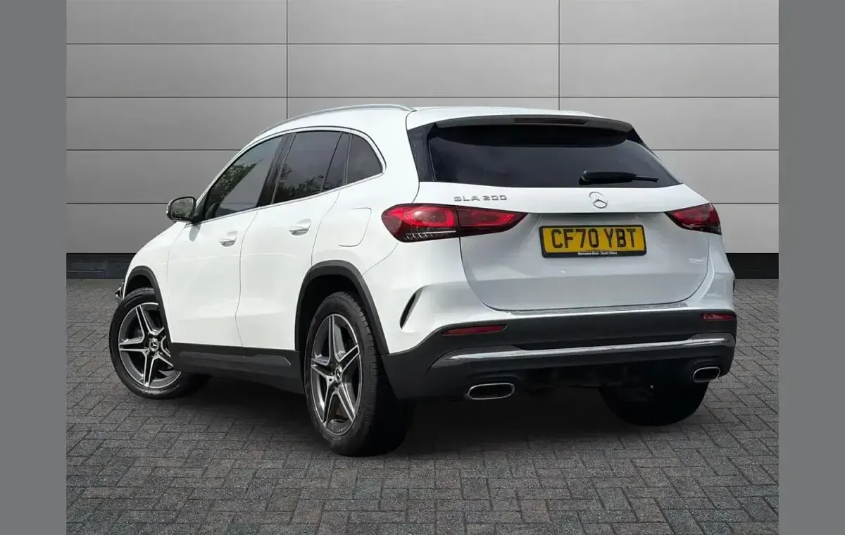 Used Mercedes GLA200 AMG line 161 HP (118 kW) 2021 White SUV