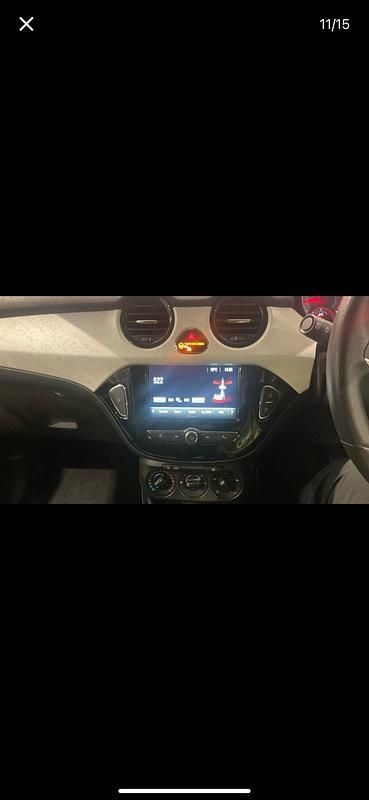 Image 3/4