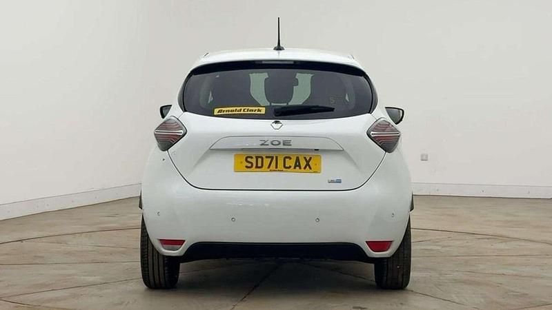 Used Renault Zoe GT-Line 100 kW (136 HP) 2021 White  Hatchback
