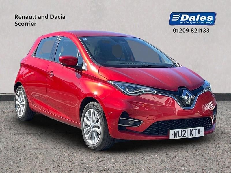 Red Used 2021 Renault Rapid Iconic Hatchback | £10,250 (Fair price) - Image 1/1