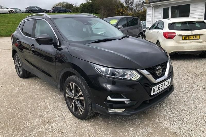 Used Nissan Qashqai N-Connecta 140 HP (102 kW) 2020 Black SUV