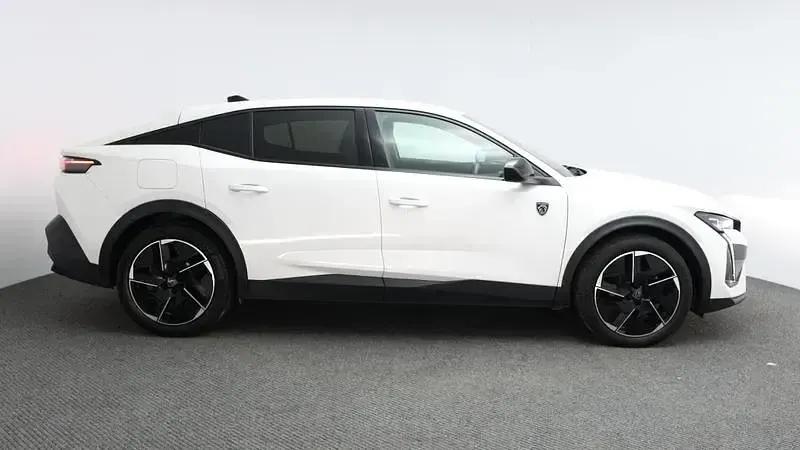 Used Peugeot 408 GTi 130 HP (95 kW) 2023 Pearlescent white SUV