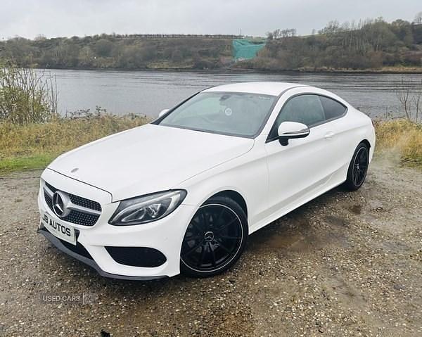 Used Mercedes C220 AMG line 170 HP (125 kW) 2017 White Coupe