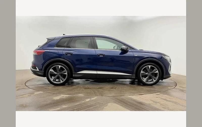 Used Audi Q4 e-tron Comfort 147 kW (200 HP) 2021 Blue SUV