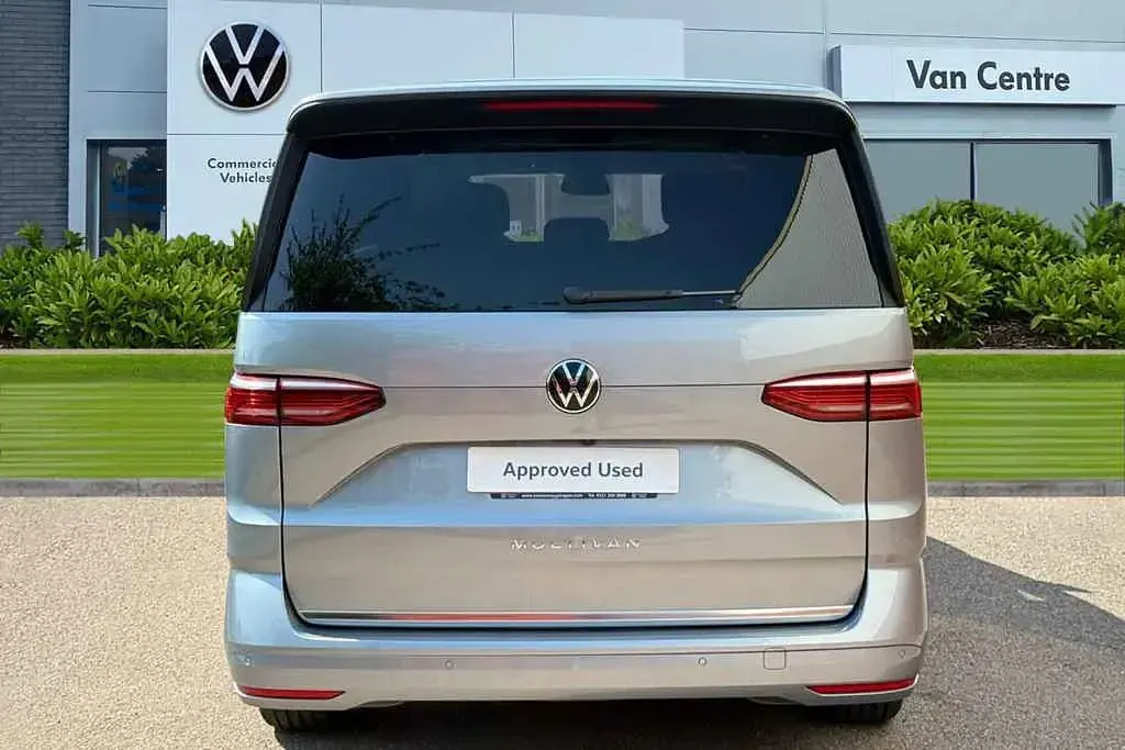 Used VW Multivan Style 204 HP (150 kW) 2025 Silver MPV