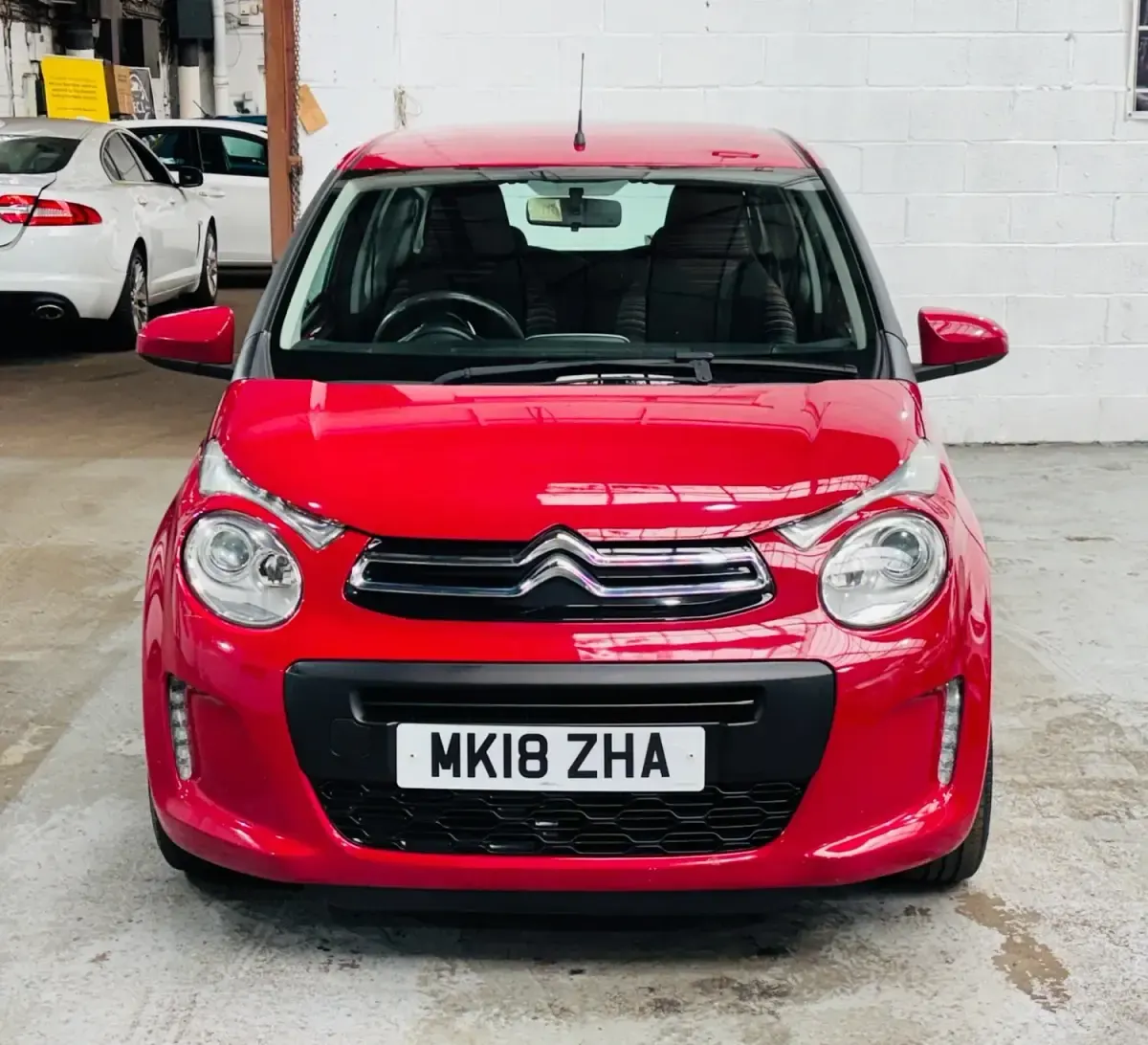 Używany Citroën C1 Feel 2018 Czerwony Hatchback