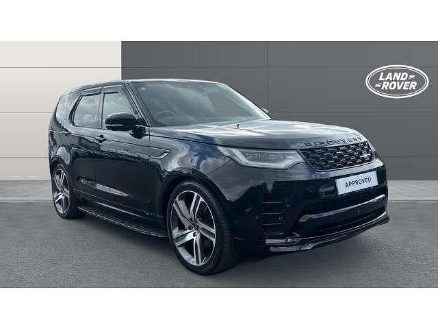 Black Used 2021 Land Rover Discovery 5 SE Dynamic SUV | £41,967 (Fair price) - Image 1/4