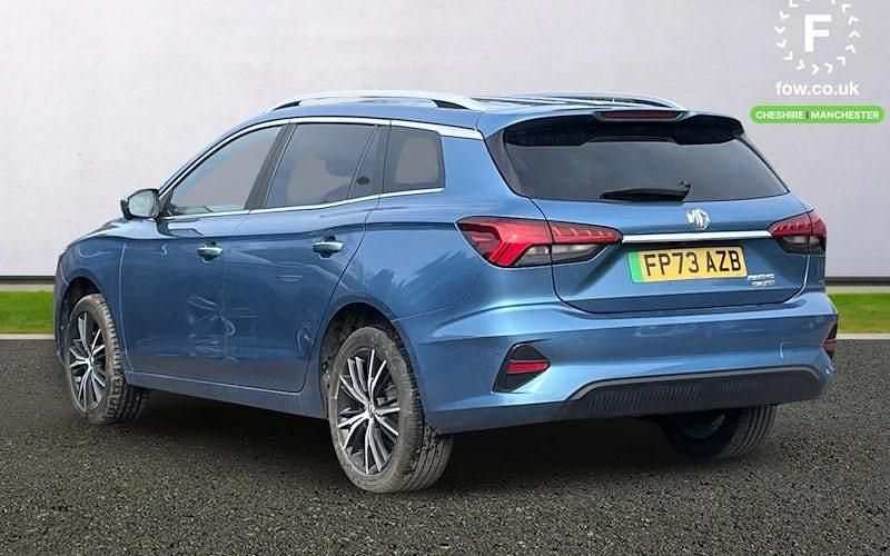 Used MG MG5 EV Trophy 114 kW (156 HP) 2022 Blue Estate