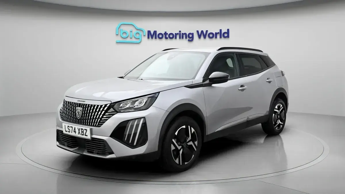 Used Peugeot 2008 Allure 131 HP (96 kW) 2024 Grey SUV