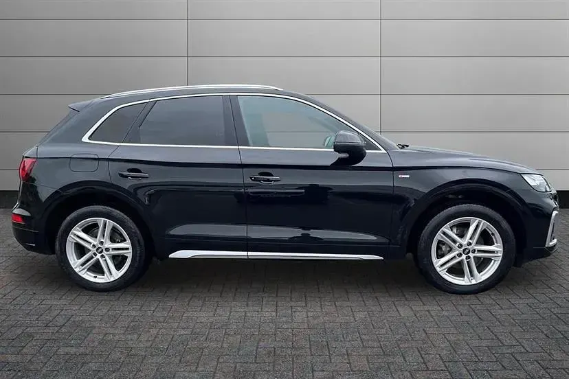 Used Audi Q5 S-Line 265 HP (194 kW) 2021 Black SUV