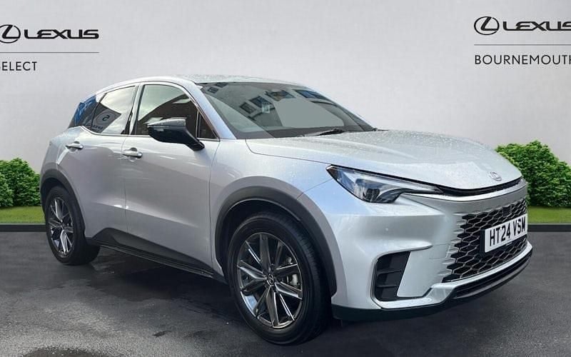 Used 2026 Lexus LBX SUV | £30,653 (Fair price) - Image 1/4