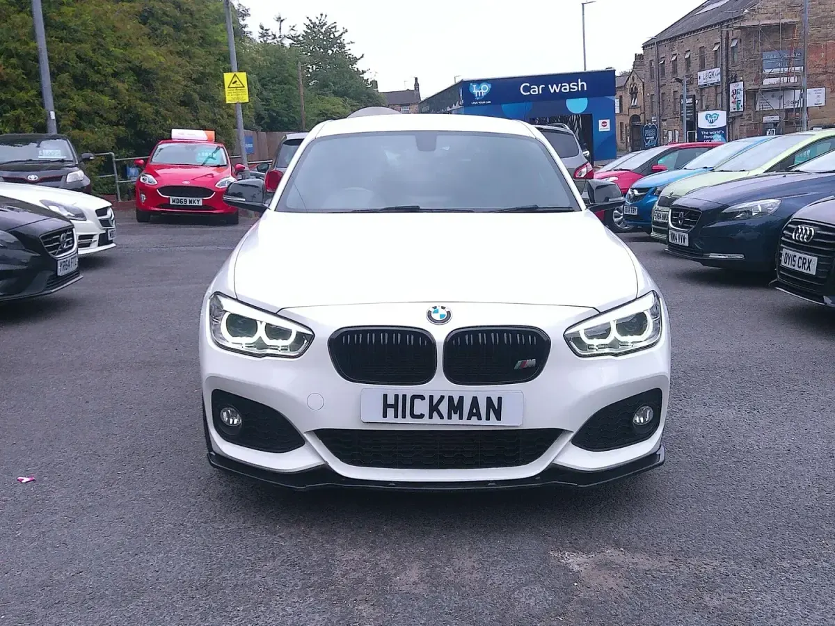 Used BMW 120 M Sport 190 HP (139 kW) 2015 White Hatchback