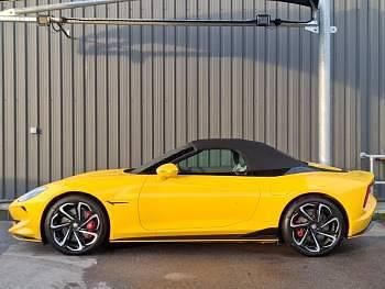 Used MG Cyberster 375 kW (510 HP) 2025 Yellow Cabriolet