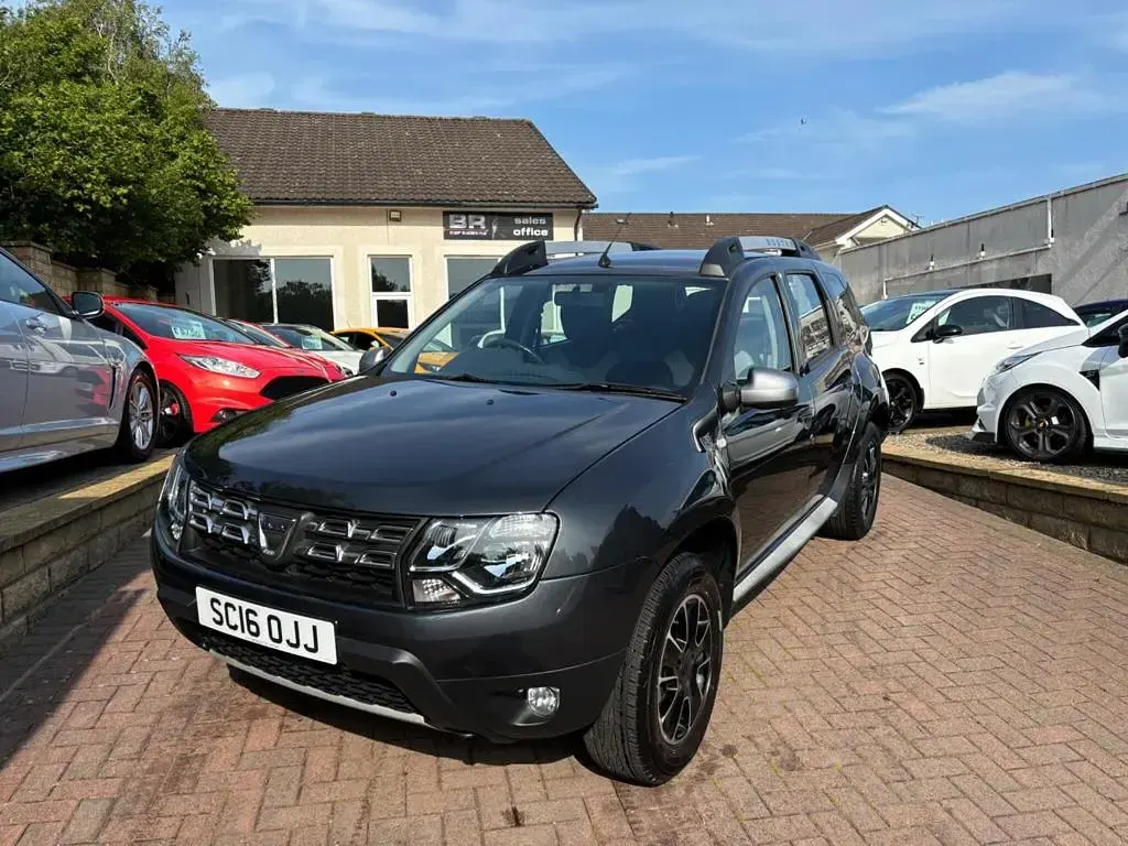 Used Dacia Duster Prestige 110 HP (80 kW) 2016 Grey SUV