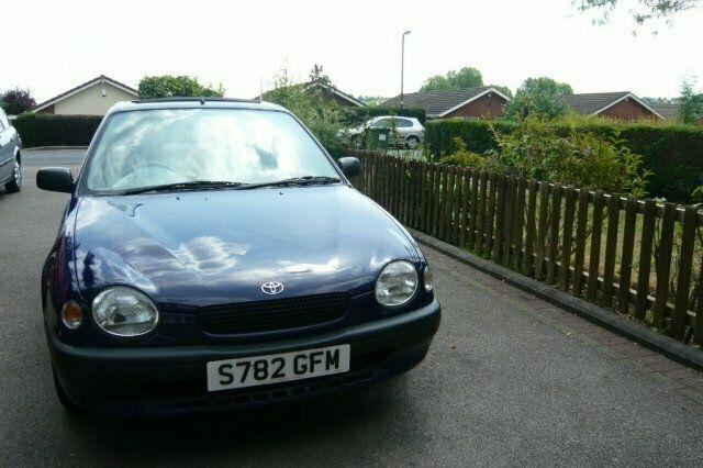 Used Toyota Corolla 1998 Hatchback