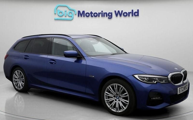 Used 2021 BMW 330e M Sport Estate | £19,500 (Fair price) - Image 1/4