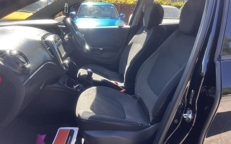 Używany Renault Captur Dynamique 90 KM (66 kW) 2016 Czarny SUV