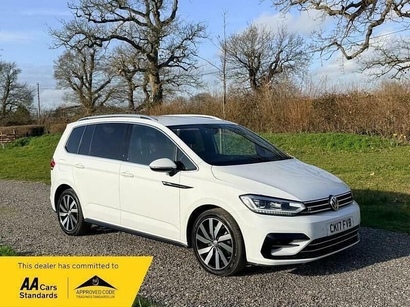Used VW Touran R-line 150 HP (110 kW) 2017 White MPV