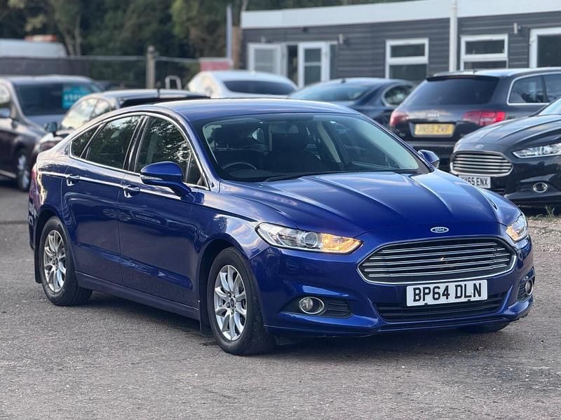Blue Used 2015 Ford Mondeo Zetec Hatchback | £4,495 (Good price) - Image 1/4