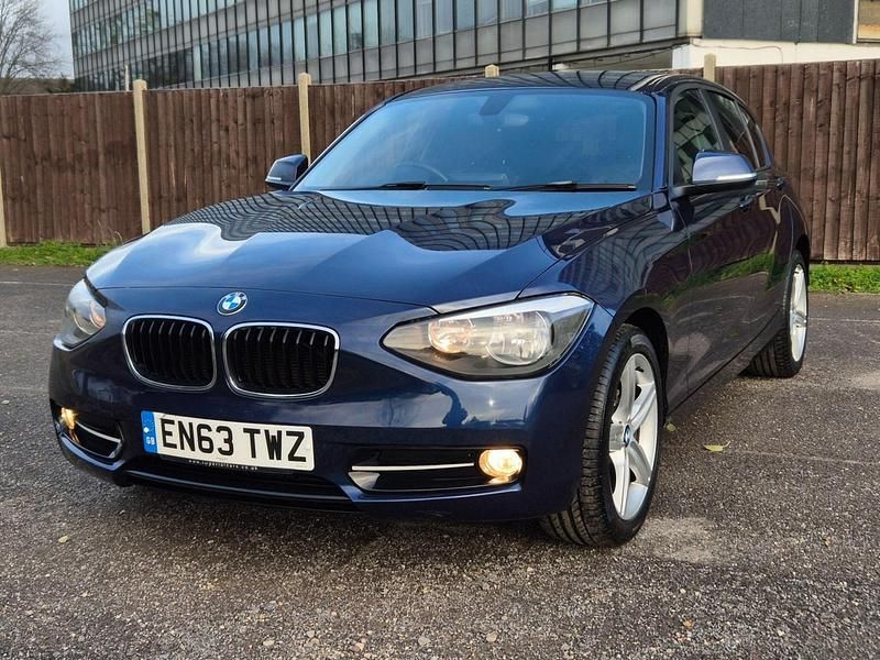 Used BMW 116 Sport Line 2014 Blue Hatchback