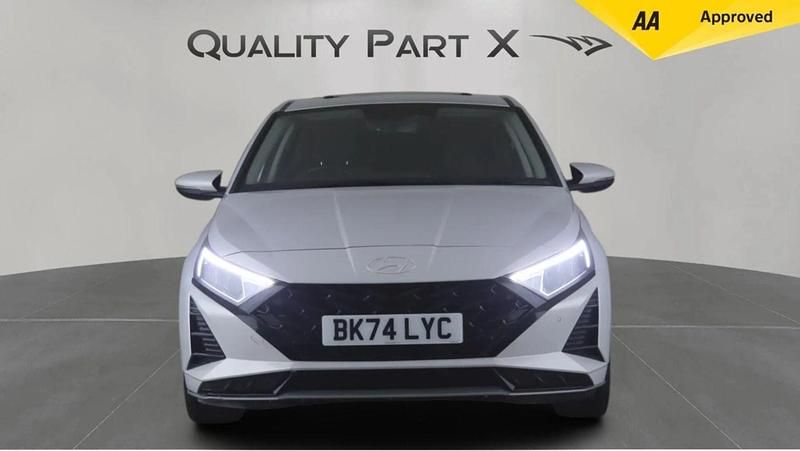Used Hyundai i20 Ultimate 100 HP (73 kW) 2024 Grey Hatchback