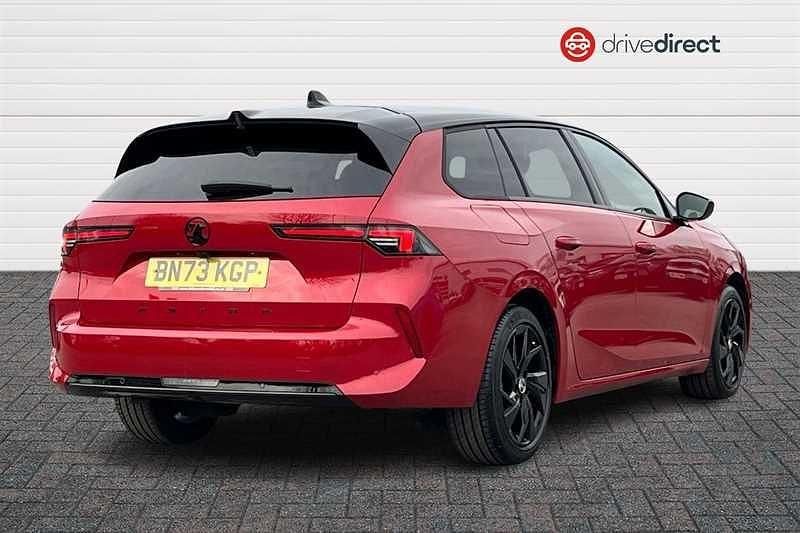 Used Vauxhall Astra S 130 HP (95 kW) 2023 Red Estate