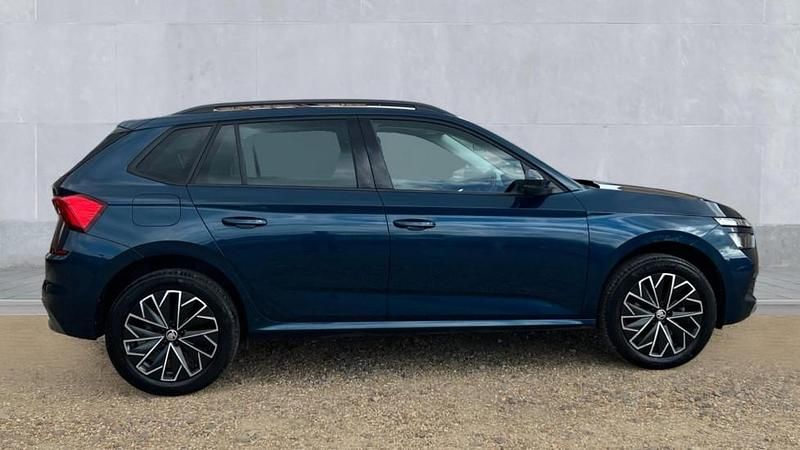 Used Skoda Kamiq SE Drive 150 HP (110 kW) 2021 Petrol blue metallic SUV
