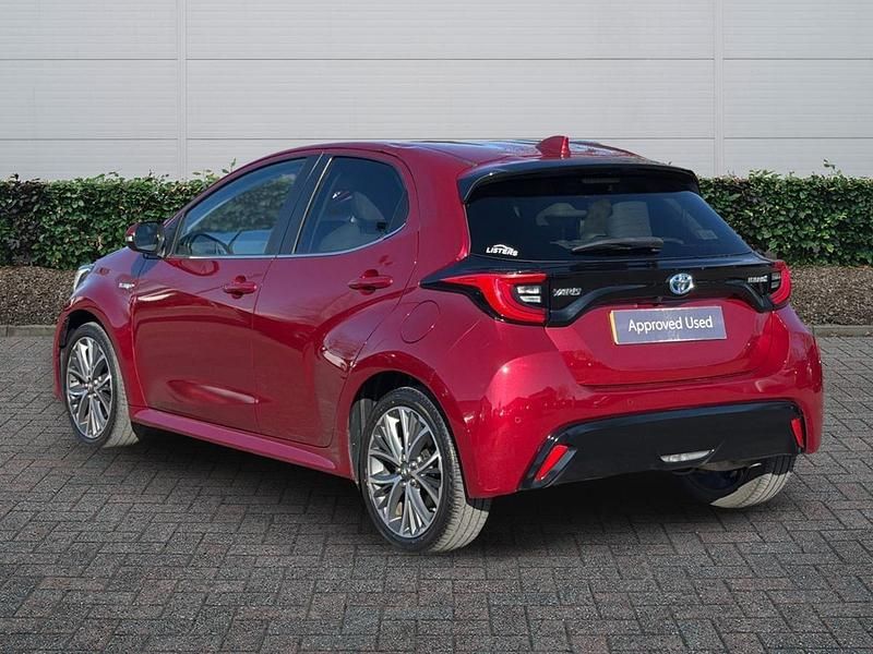 Used Toyota Yaris Hybrid 2021 Red Hatchback