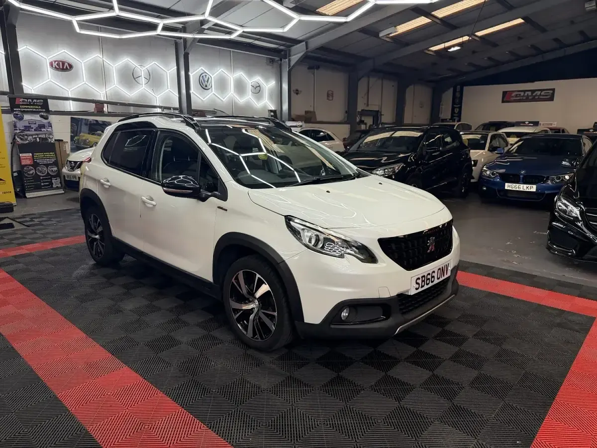 Used Peugeot 2008 GT-line 2016 White SUV