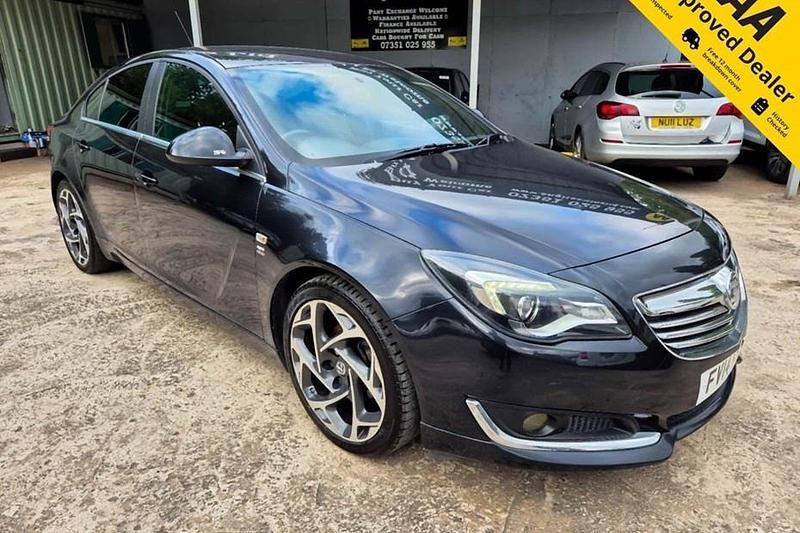 Black Used 2014 Vauxhall Insignia SRi Hatchback | £3,990 (Fair price) - Image 1/1