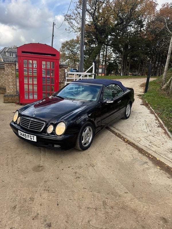 Black Used 2000 Mercedes CLK230 Elegance Cabriolet | £1,100 (Fair price) - Image 1/4