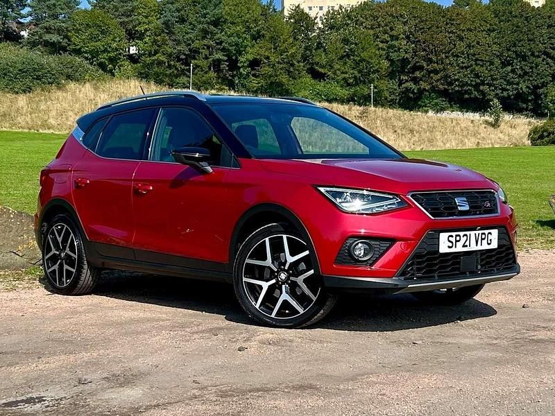 Red Used 2021 Seat Arona FR Sport SUV | £15,400 (Fair price) - Image 1/4