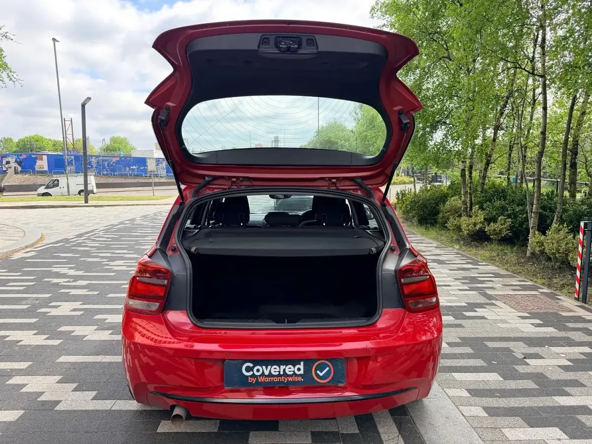 Used BMW 116 Sport Line 2013 Red Hatchback