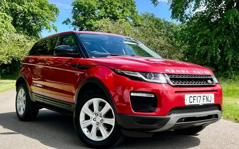 Used Land Rover Range Rover evoque SE 240 HP (176 kW) 2017 Hatchback