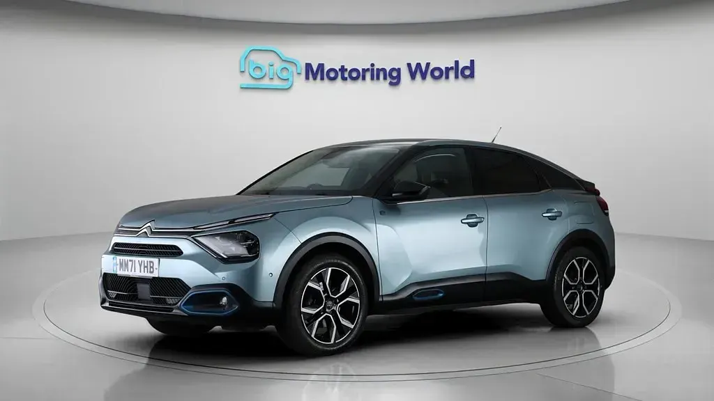 Usado Citroën e-C4 Shine 100 kW (136 HP) 2022 Citadino