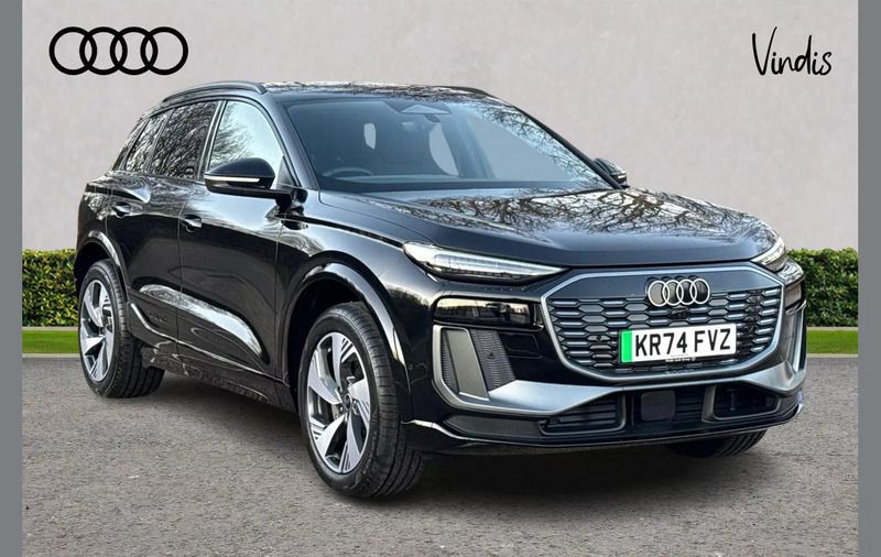 Black Used 2024 Audi Q6 e-tron S-Line SUV | £57,625 (Fair price) - Image 1/4