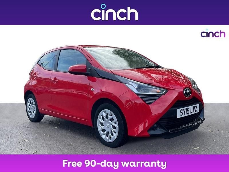 Red Used 2019 Toyota Aygo X-play Hatchback | £8,349 (Fair price) - Image 1/3