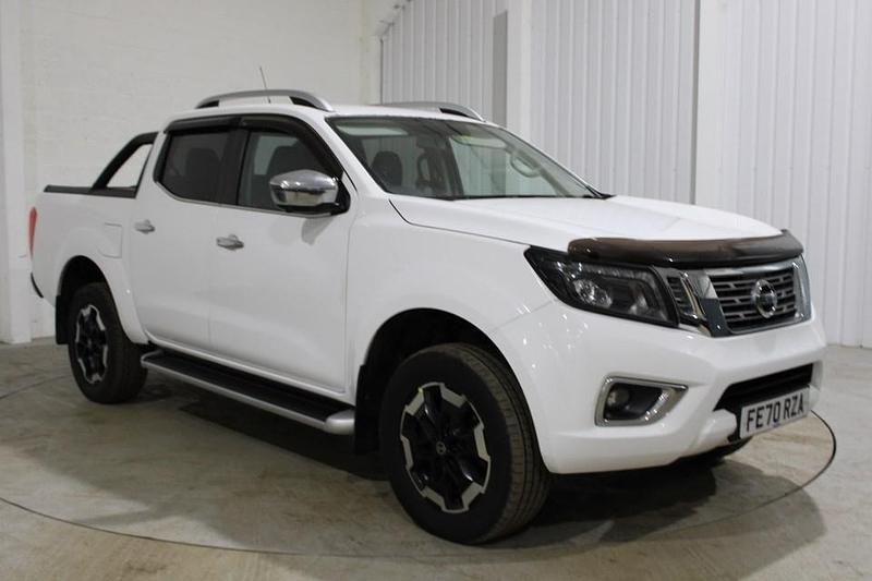 Used Nissan Navara Tekna 190 HP (139 kW) 2020 White Pickup